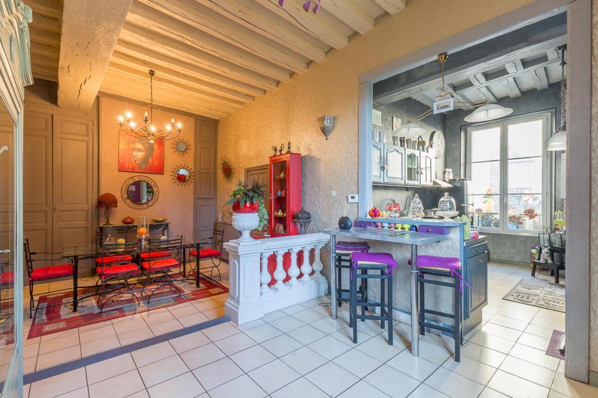 Le Logis De Lancelot Elegant Home City Center Санс Екстериор снимка
