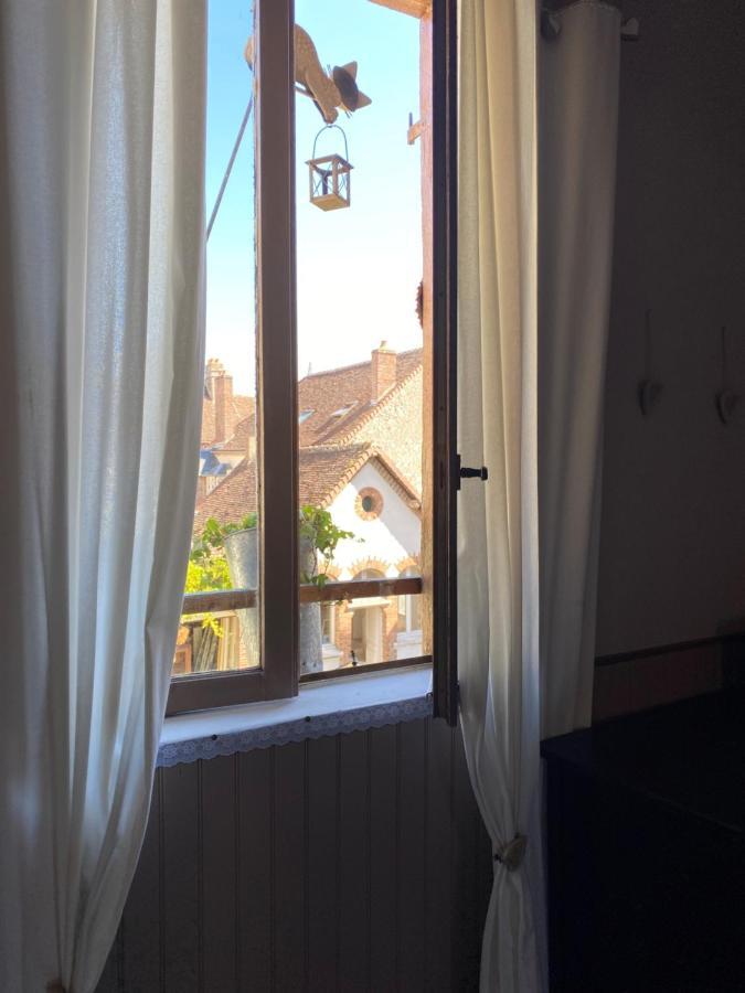 Le Logis De Lancelot Elegant Home City Center Санс Екстериор снимка