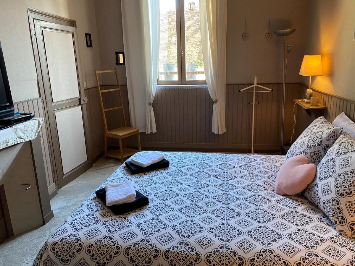 Le Logis De Lancelot Elegant Home City Center Санс Екстериор снимка